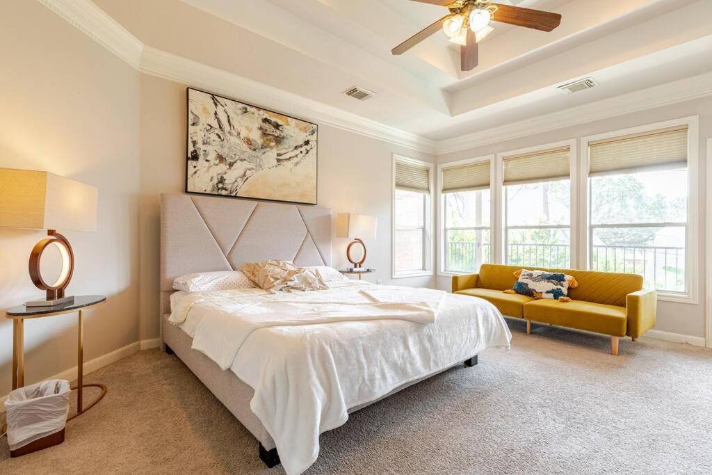 Insperit Home At Galleria With Heated Pool Spa Houston Exterior photo