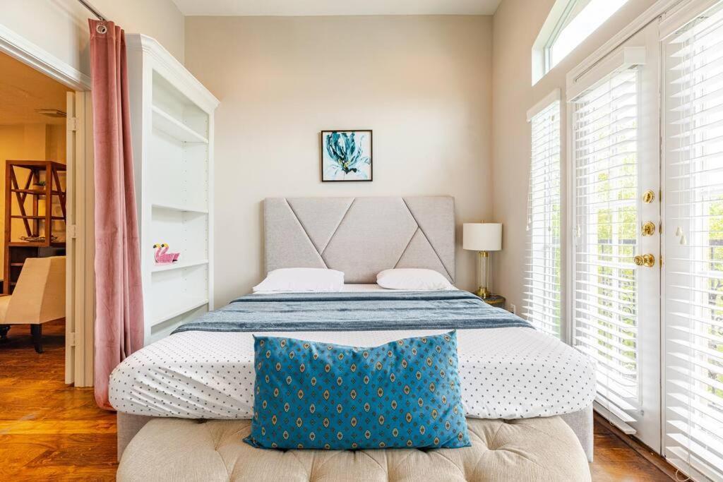 Insperit Home At Galleria With Heated Pool Spa Houston Exterior photo